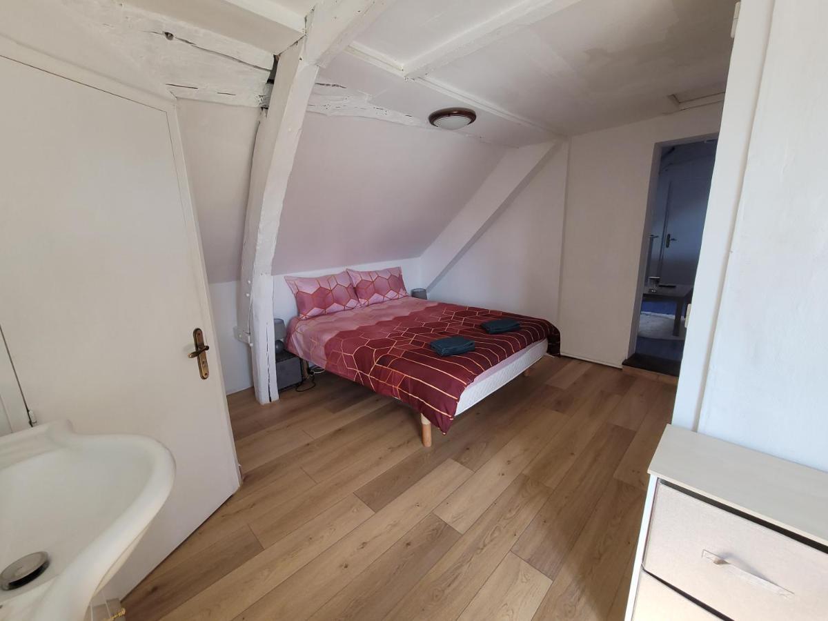 Logement 2 Pieces Au Relais Normand Cormeilles  Buitenkant foto